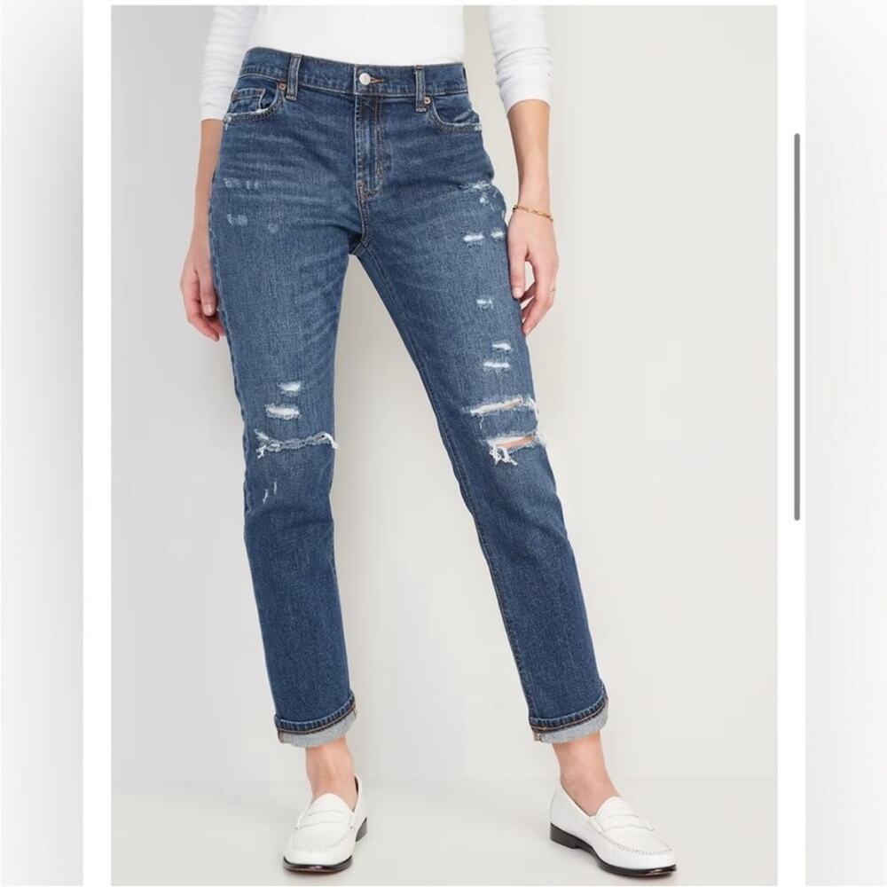 Old Navy Mid Rise Boyfriend Straight Ripped Distressed Jeans Size 6